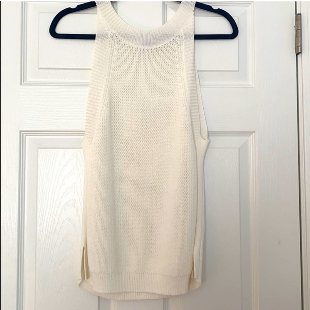 NEVER WORN Francesca’s White Sweater Tank Top